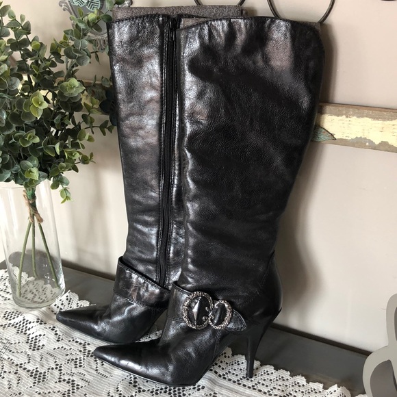 Boutique Shoes - ❤️Pointy Toe Stiletto Boot❤️